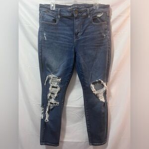 American Eagle Women's Distressed Jegging Blue Jeans Size 16.